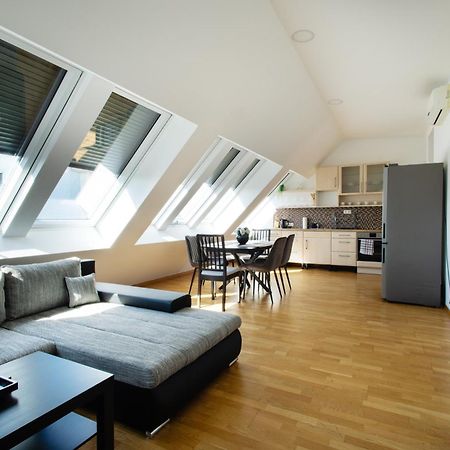 Ley Apartments Wina Ruang foto