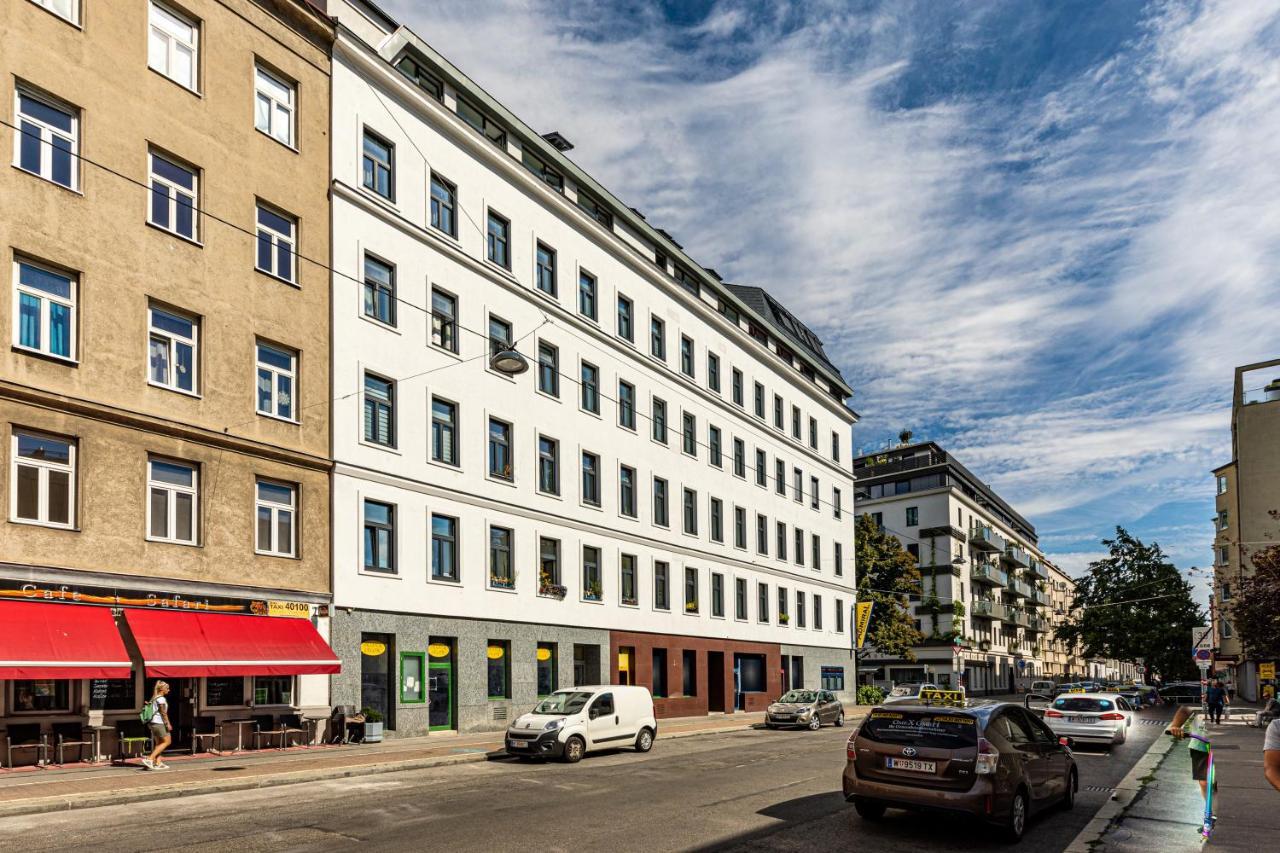 Ley Apartments Wina Bagian luar foto