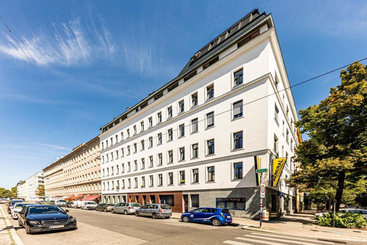 Ley Apartments Wina Bagian luar foto