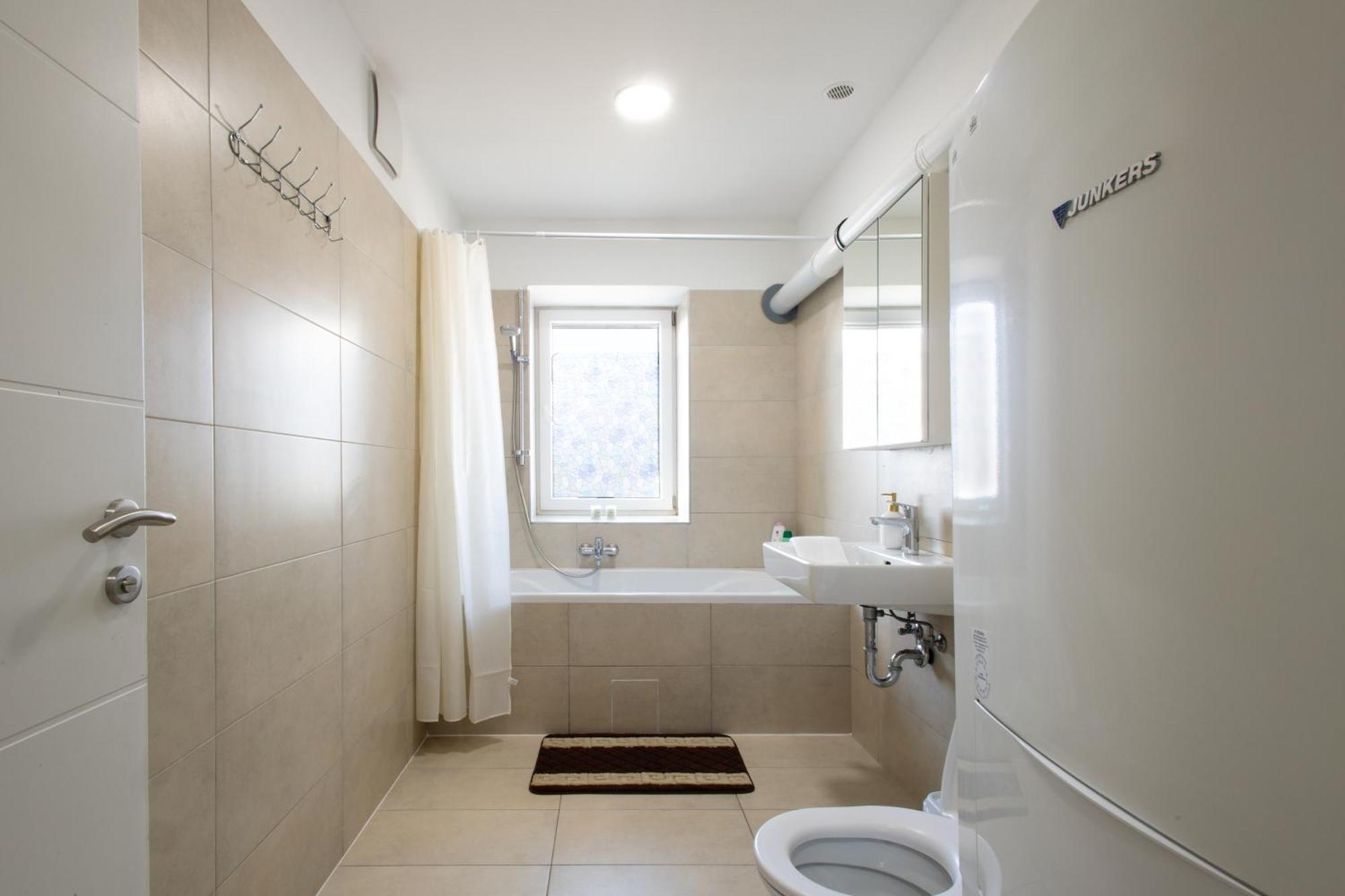 Ley Apartments Wina Ruang foto